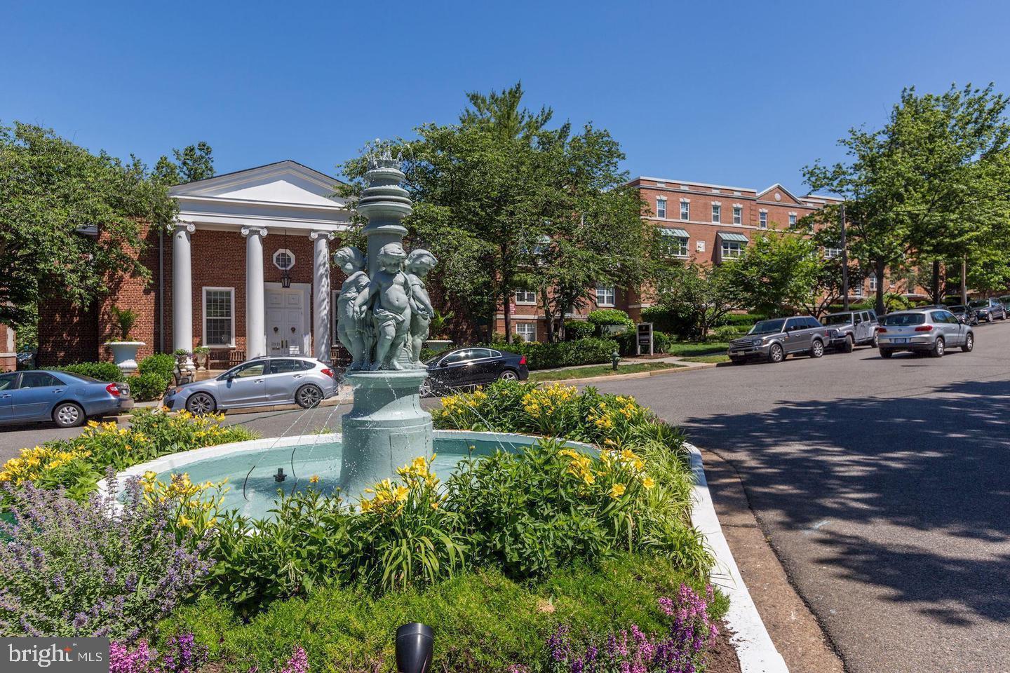 3861 NEWARK STREET NW E467