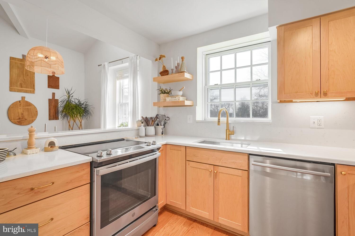 3861 NEWARK STREET NW E467