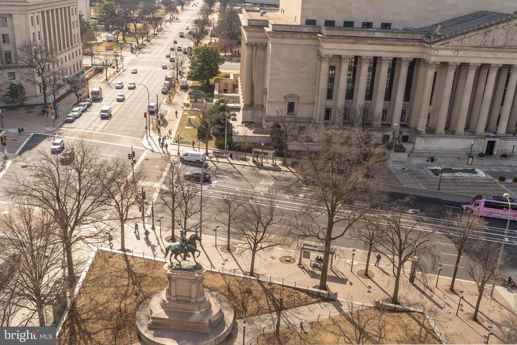 701 PENNSYLVANIA AVENUE NW 1116