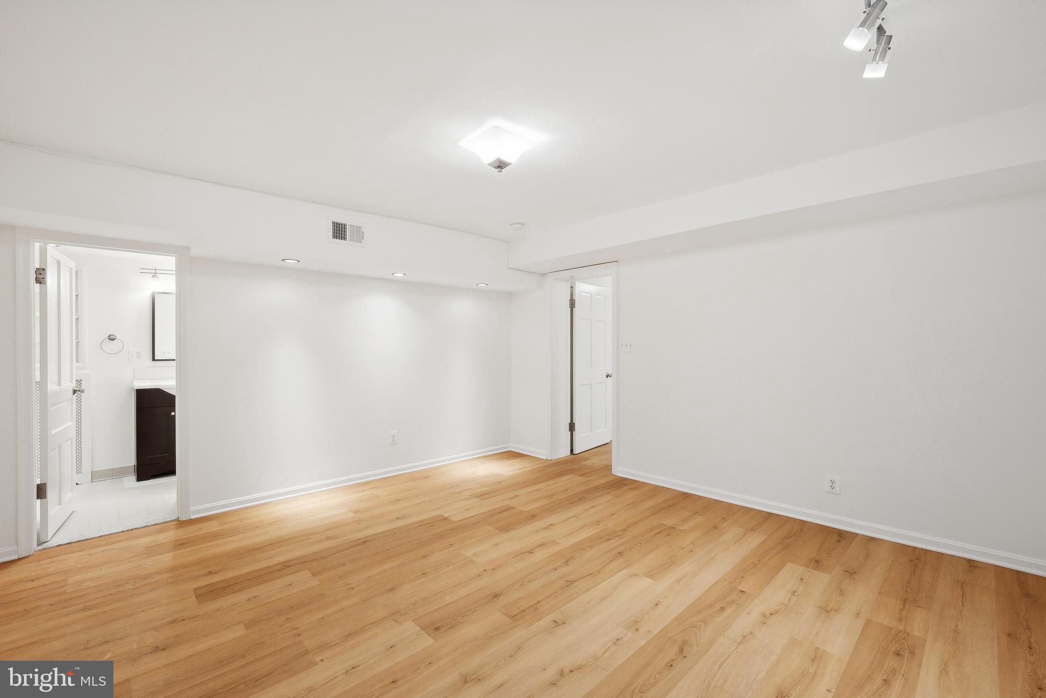 1829 1/2 19TH STREET NW