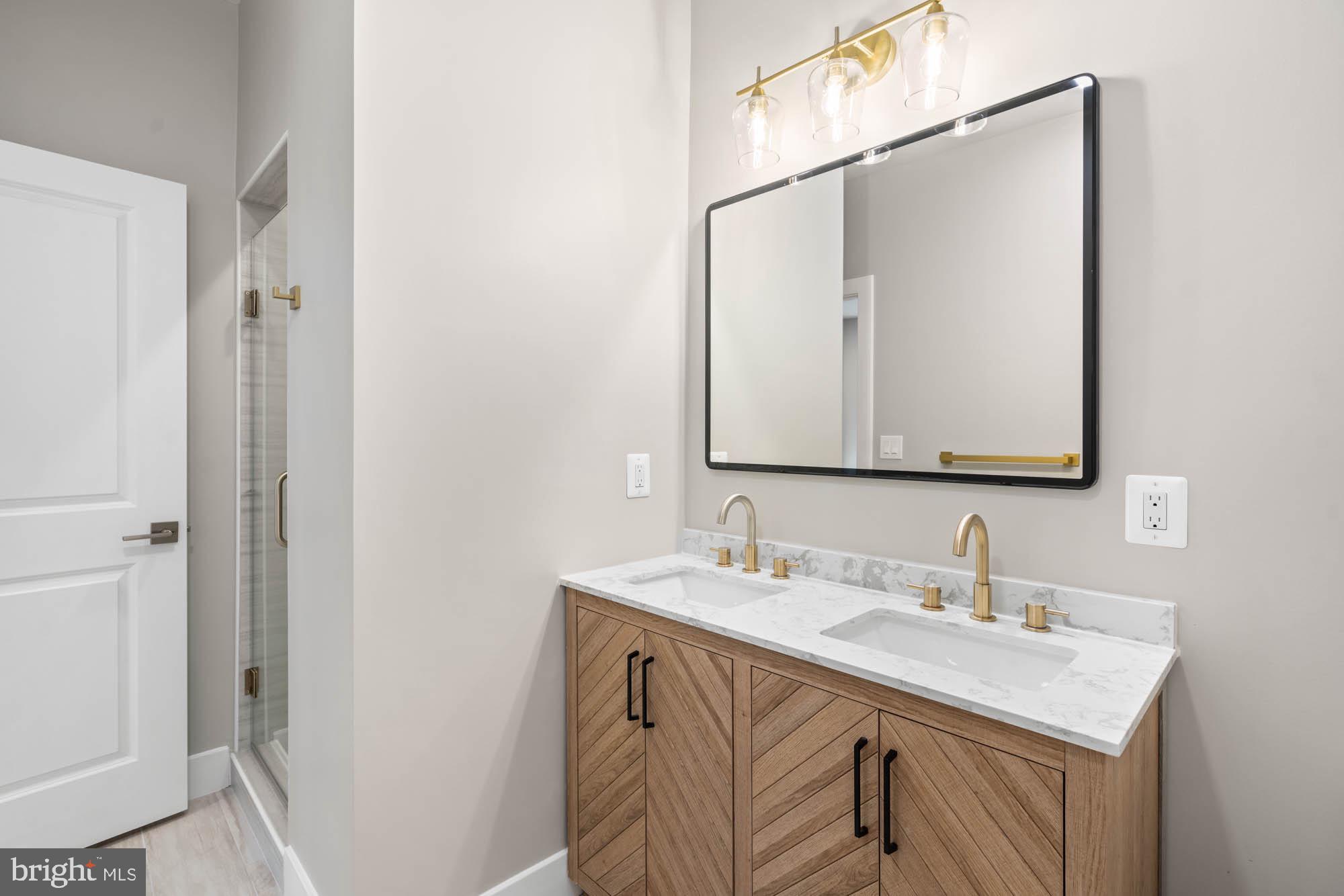 3517 RODMAN STREET NW