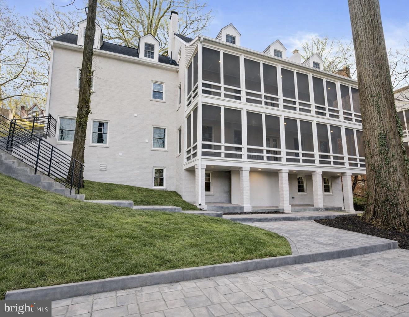 3517 RODMAN STREET NW