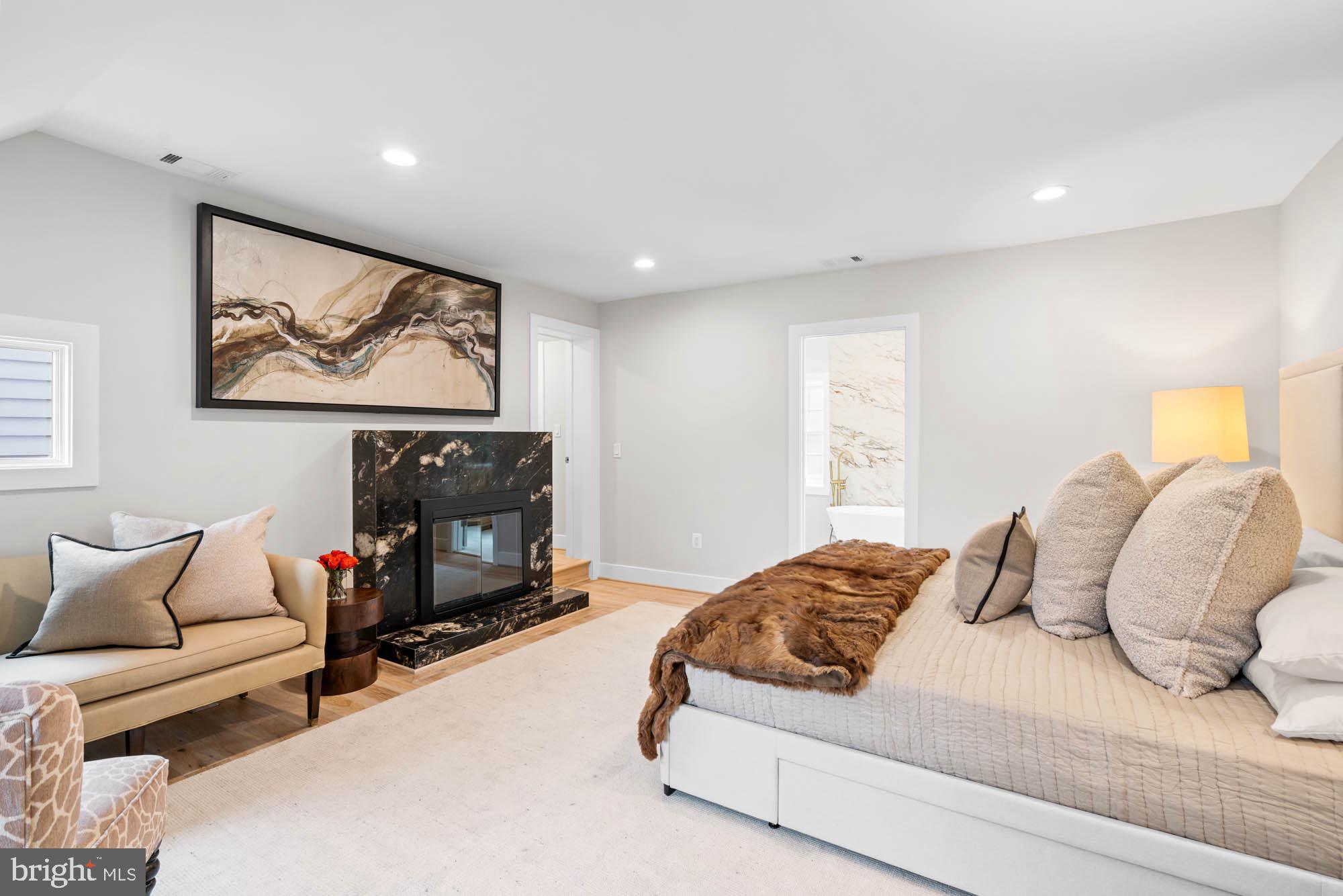 3517 RODMAN STREET NW