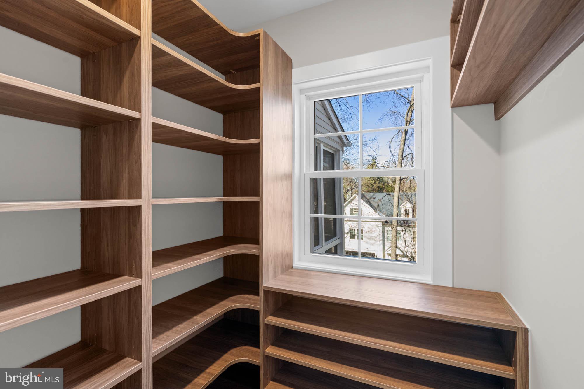 3517 RODMAN STREET NW