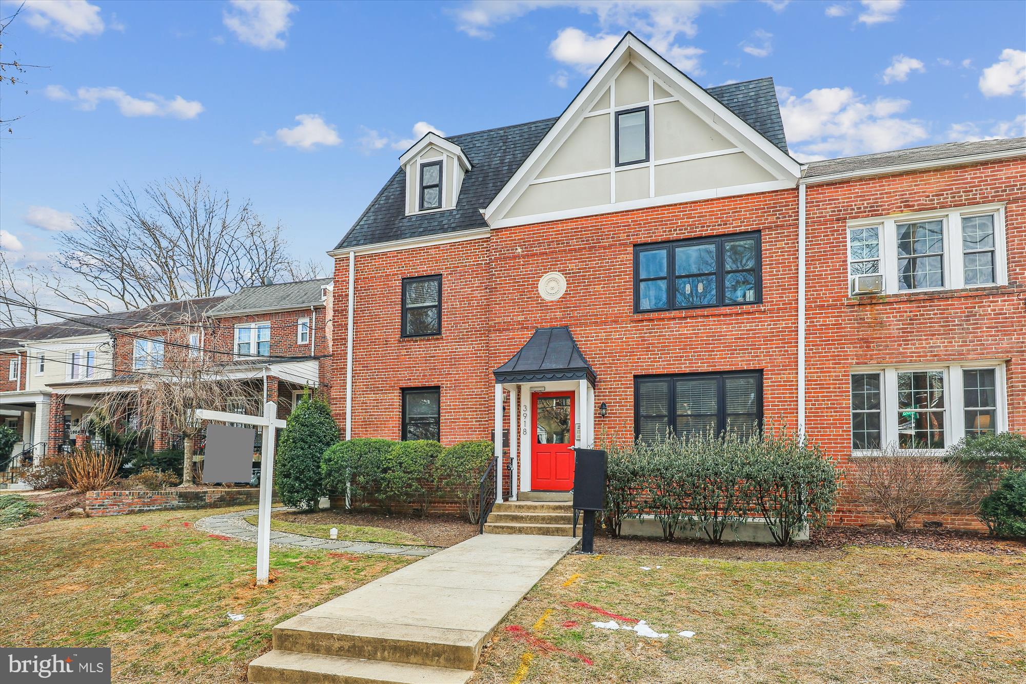 3918 W STREET NW 7