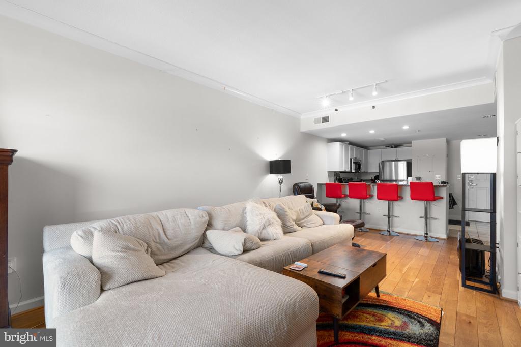 777 7TH STREET NW 630