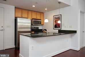 150 V STREET NW V310