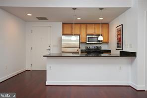 150 V STREET NW V310