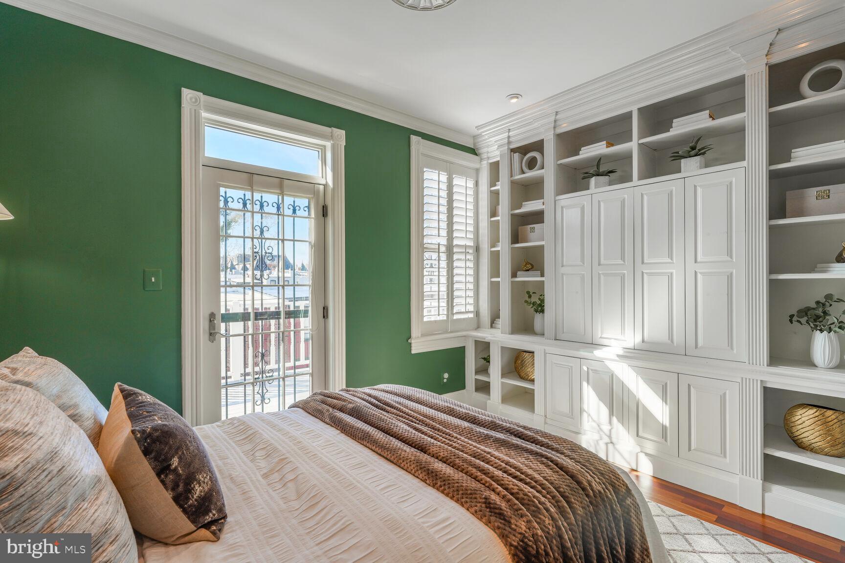 2018 1ST STREET NW