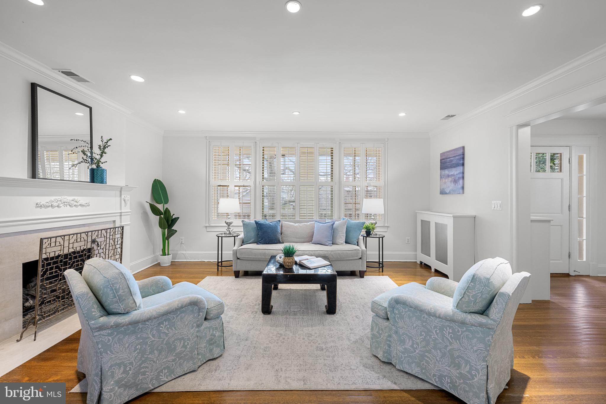 3219 MORRISON STREET NW