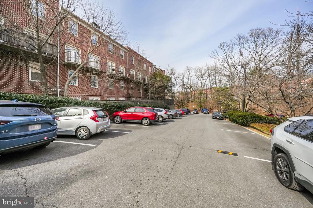 4301 MASSACHUSETTS AVENUE NW A313