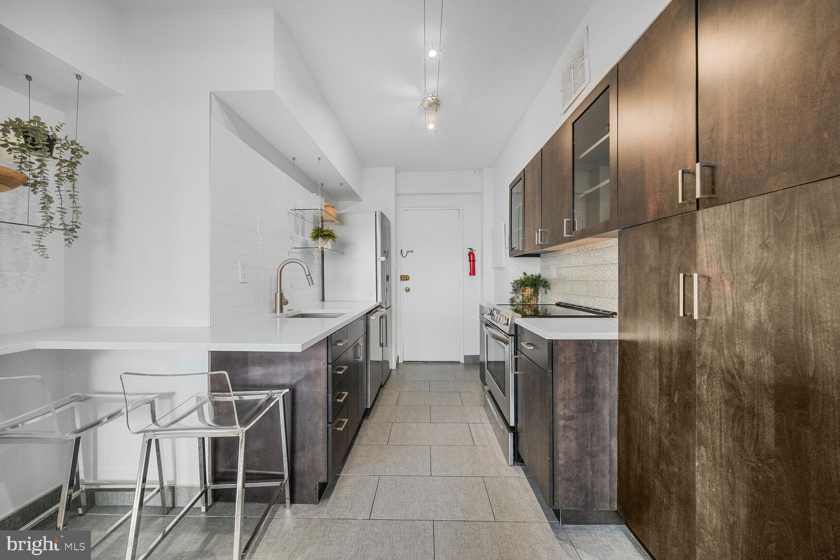 4301 MASSACHUSETTS AVENUE NW A313