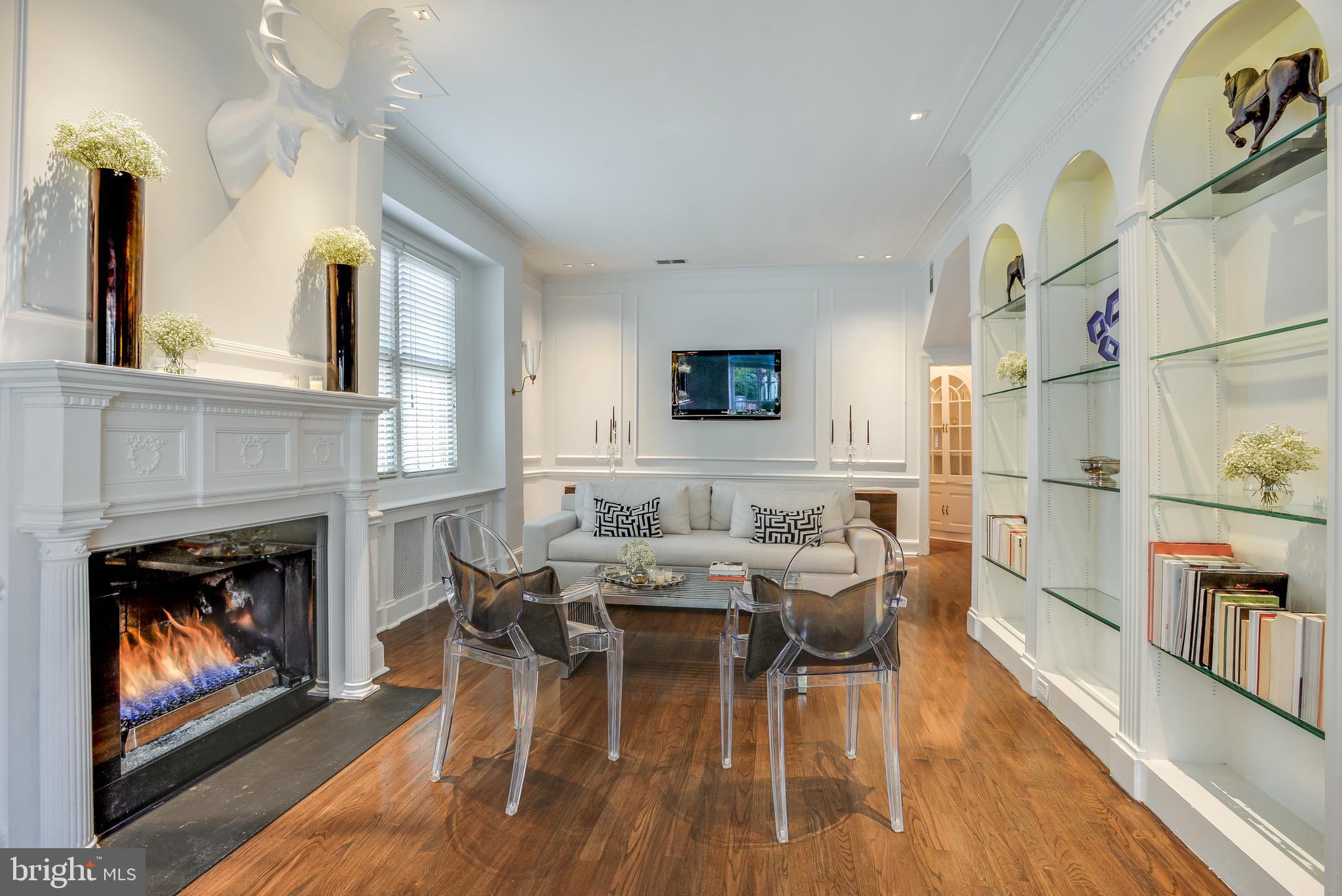 2120 NW NEWPORT PLACE NW