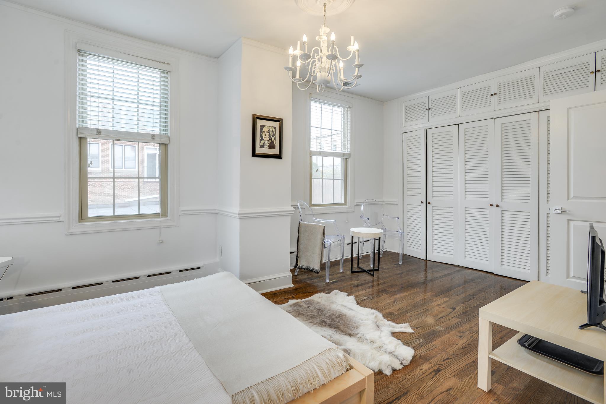 2120 NW NEWPORT PLACE NW