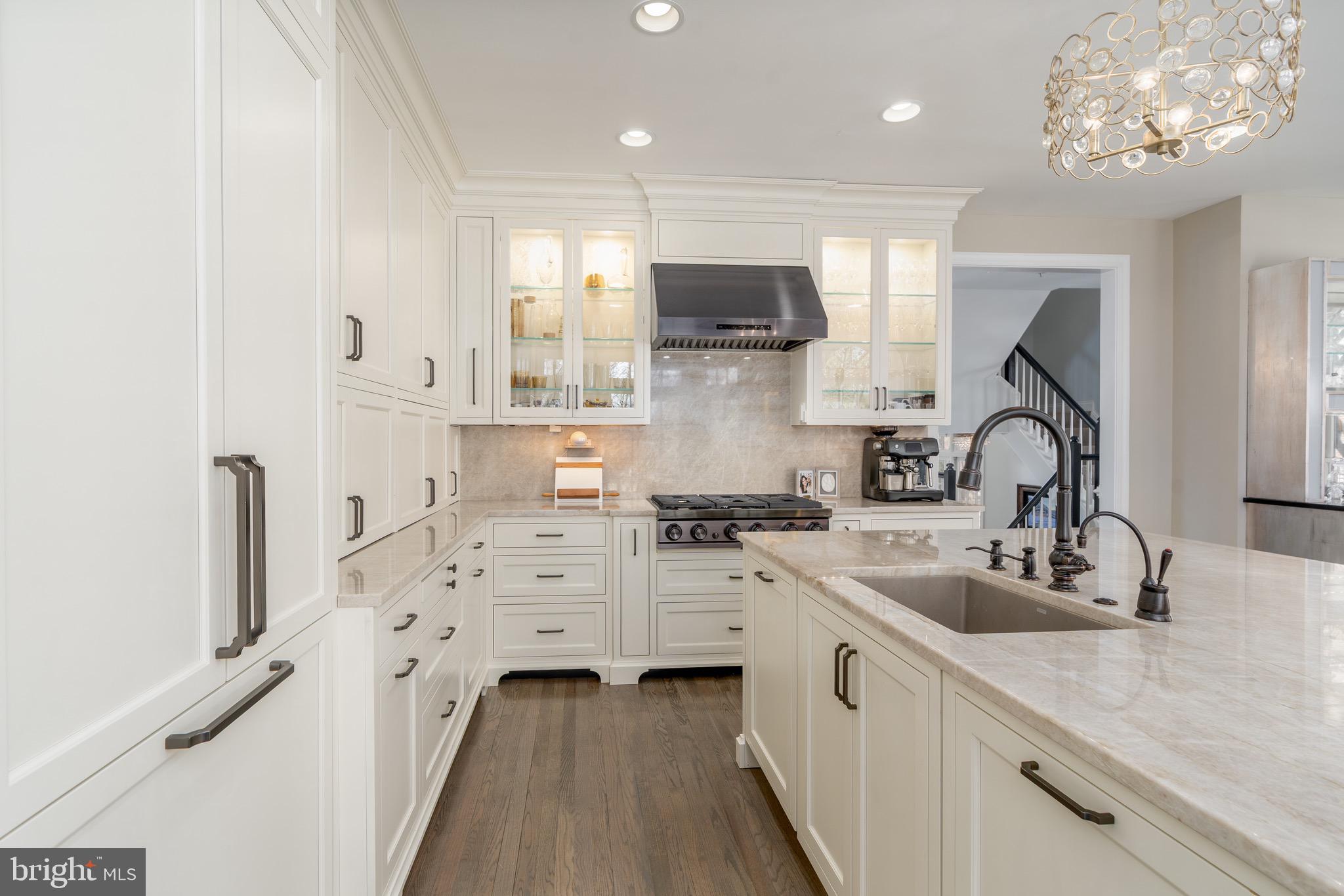 3910 HILLANDALE COURT NW