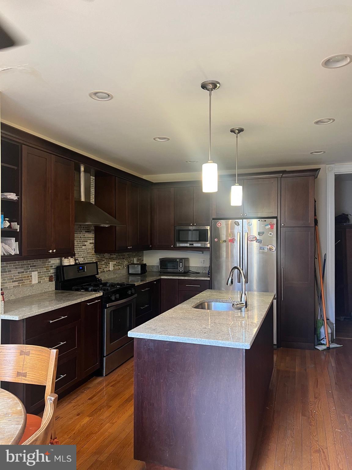 1349 CONSTITUTION AVENUE NE