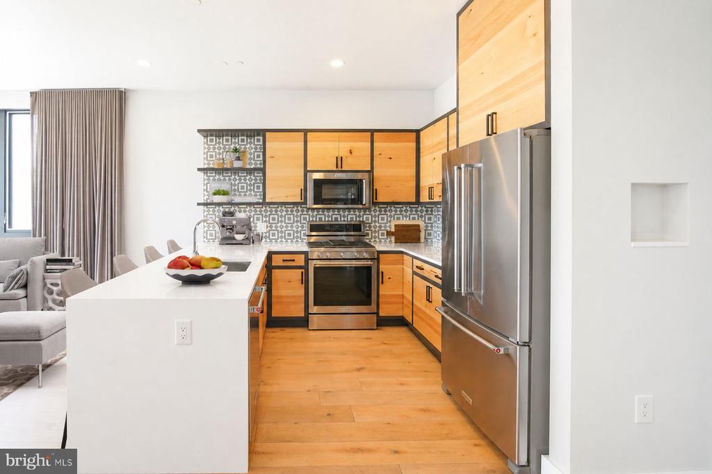 1012 HARVARD STREET NW 8