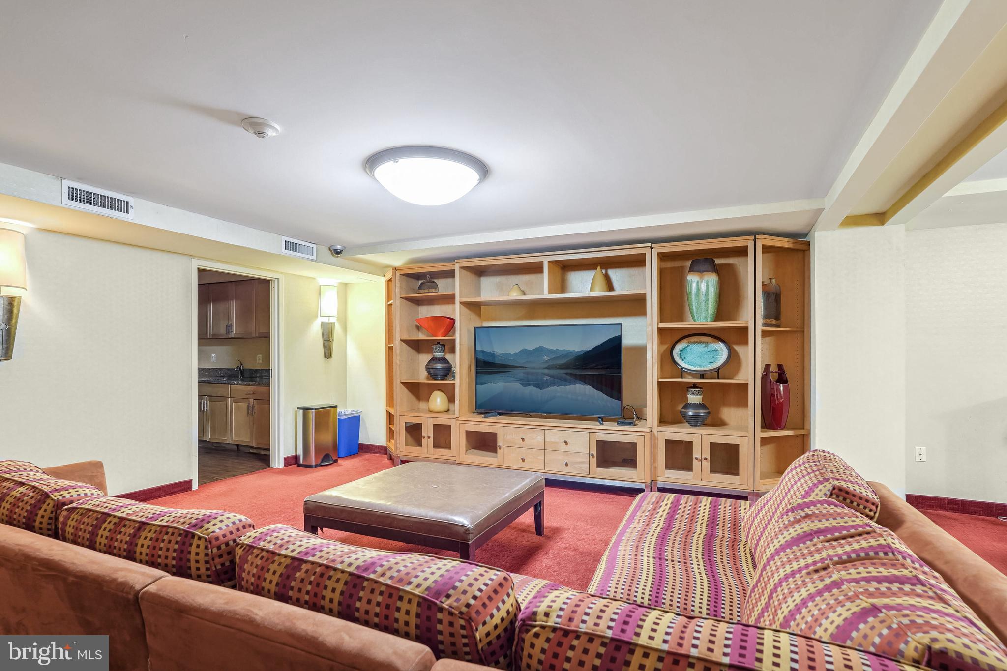 950 25TH STREET NW 506S