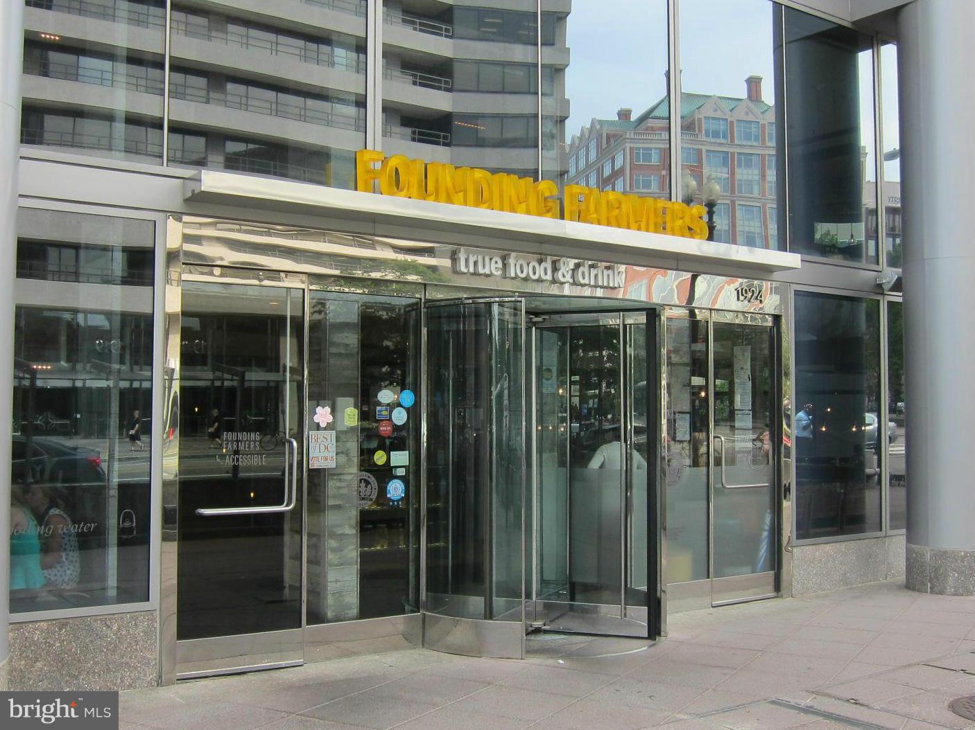 950 25TH STREET NW 506S