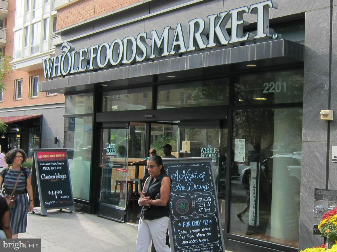 950 25TH STREET NW 506S