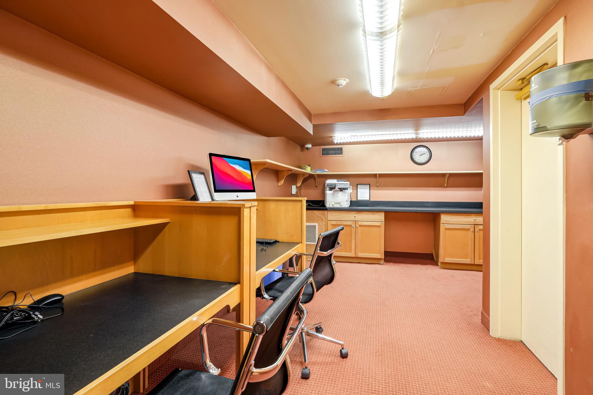 950 25TH STREET NW 506S