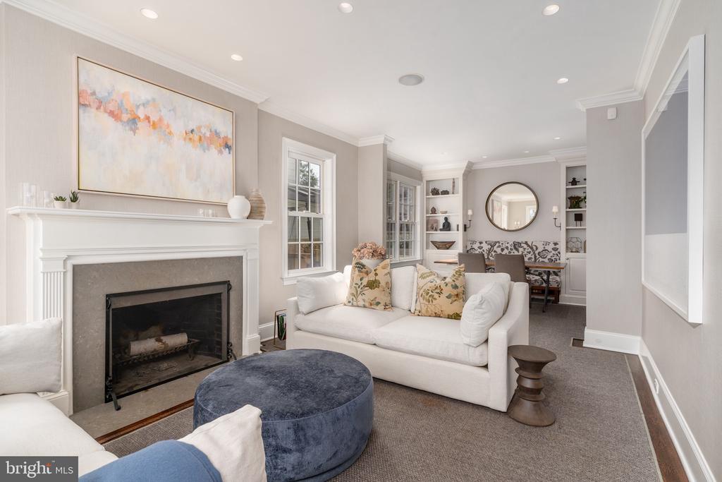 2716 36TH PLACE NW