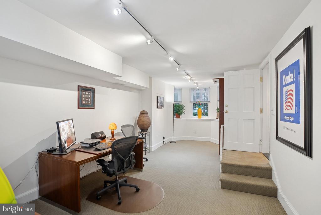 2014 R STREET NW