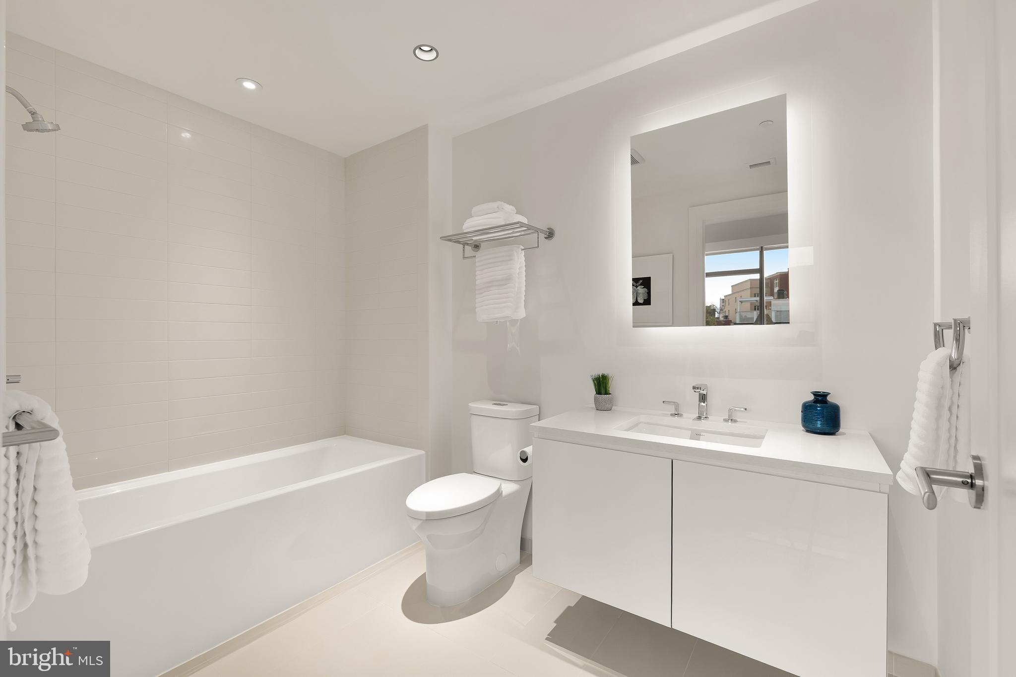 2501 M STREET NW 403