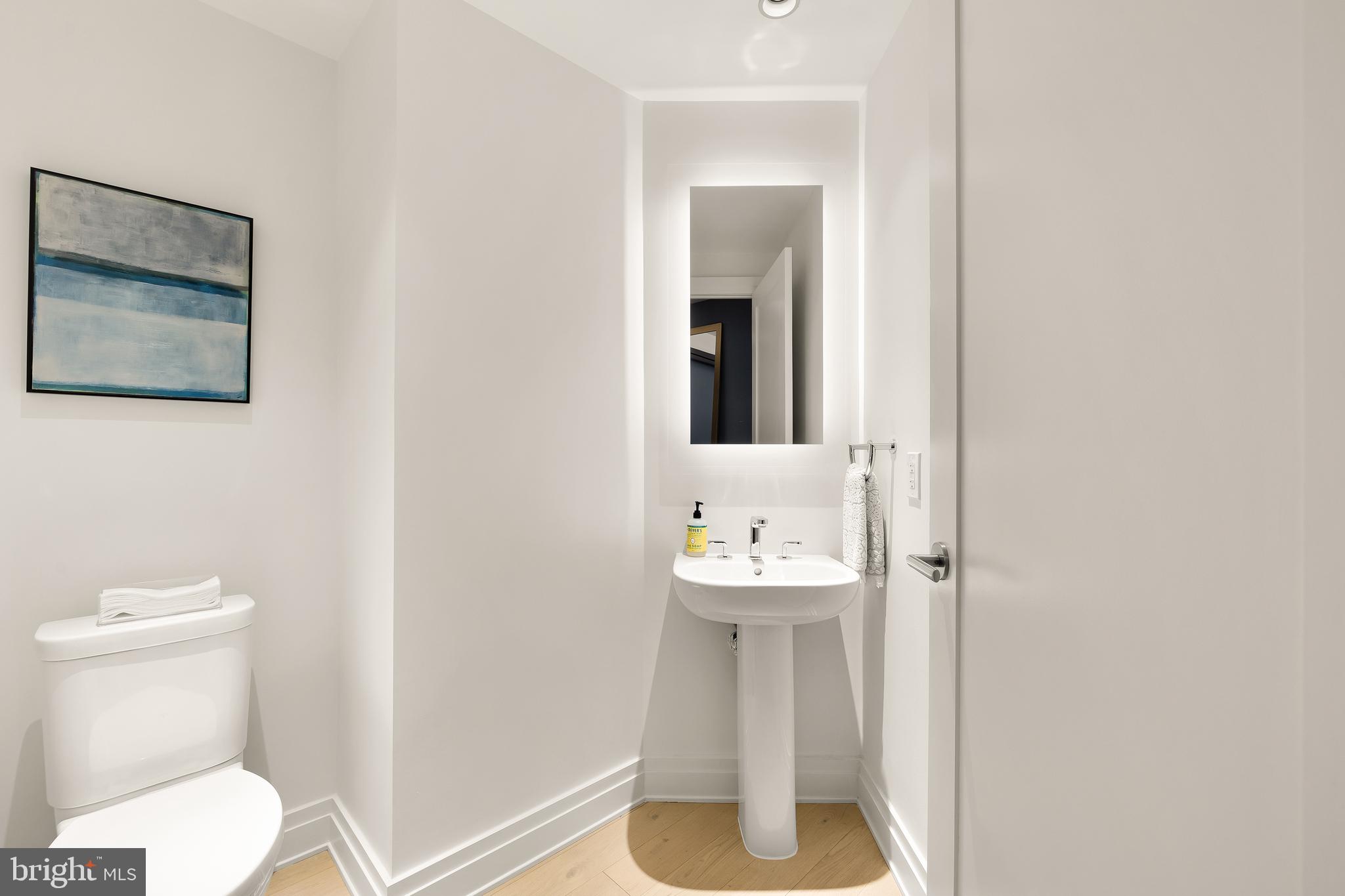 2501 M STREET NW 403