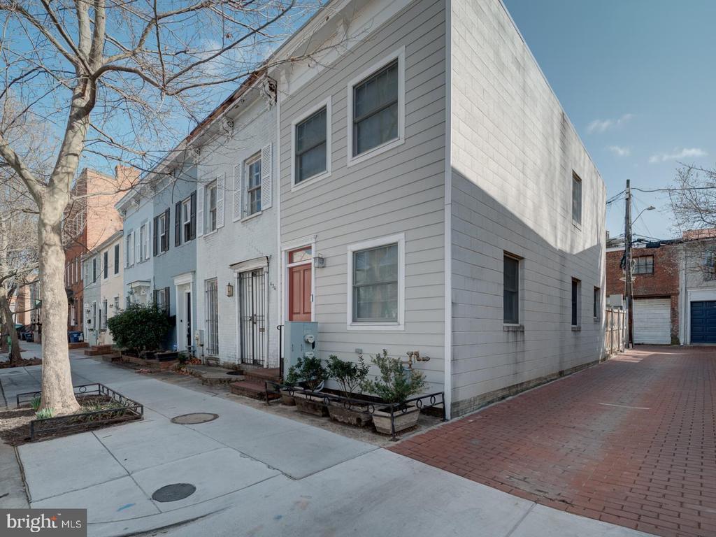 434 RIDGE STREET NW