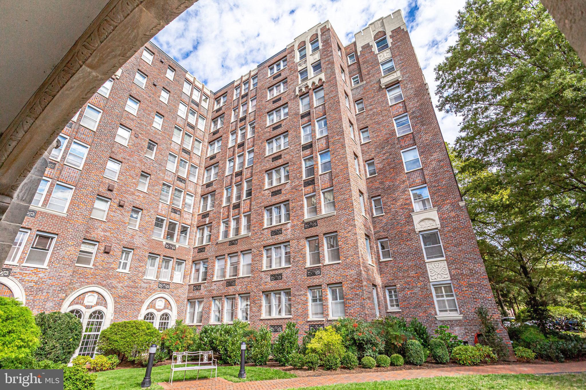 4000 NW CATHEDRAL AVENUE NW 749B