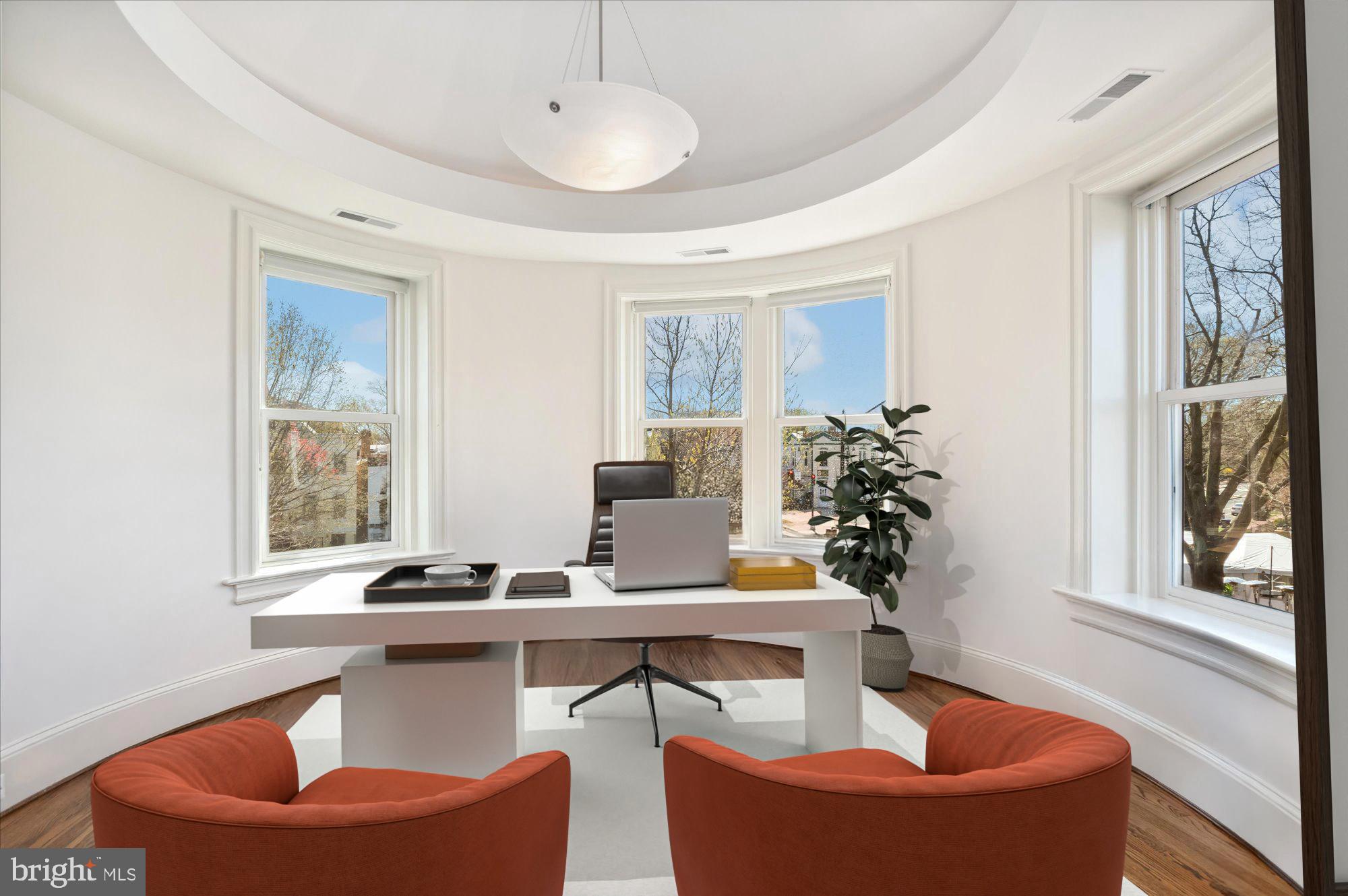 800 MARYLAND AVENUE NE