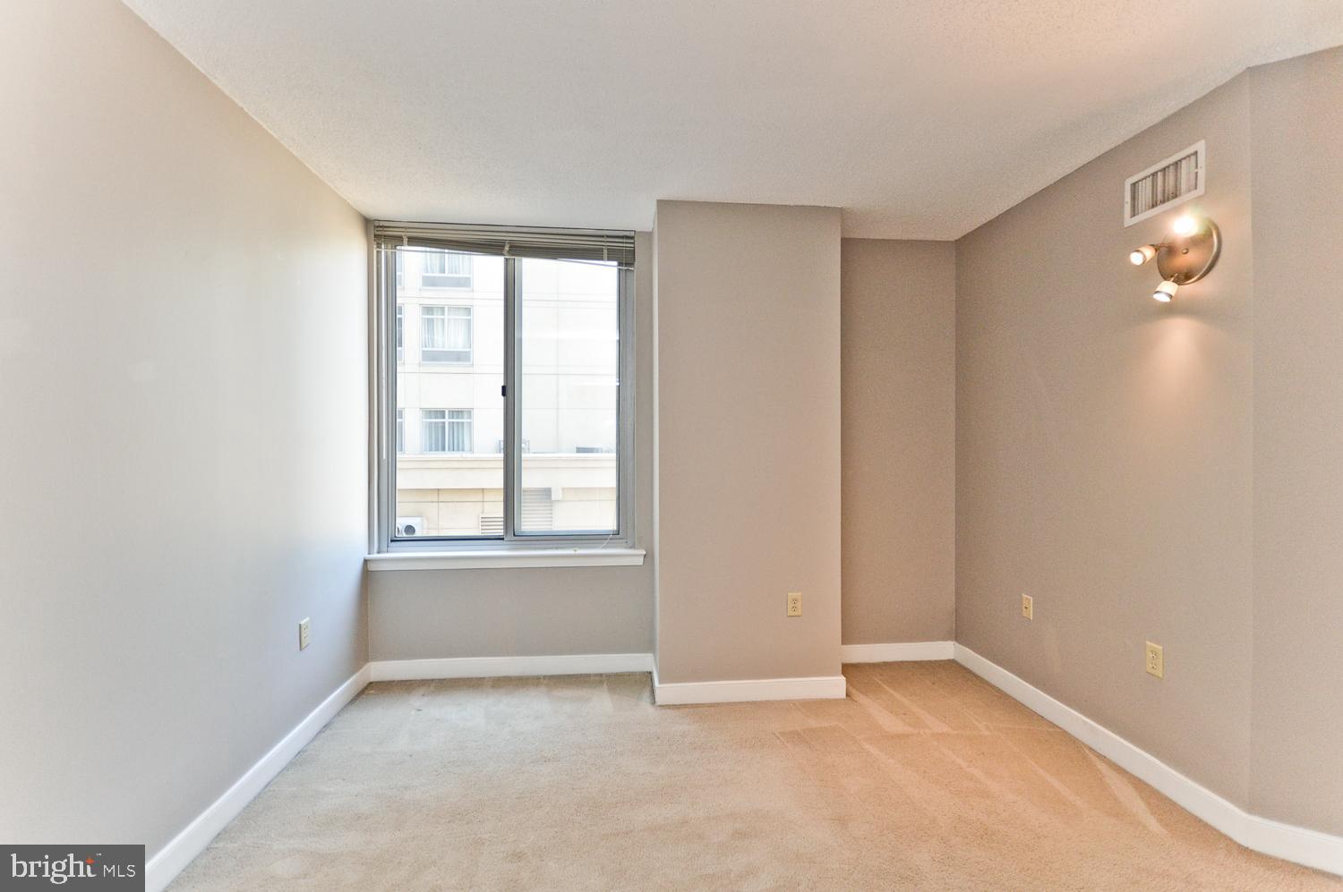 555 MASSACHUSETTS AVENUE NW 313