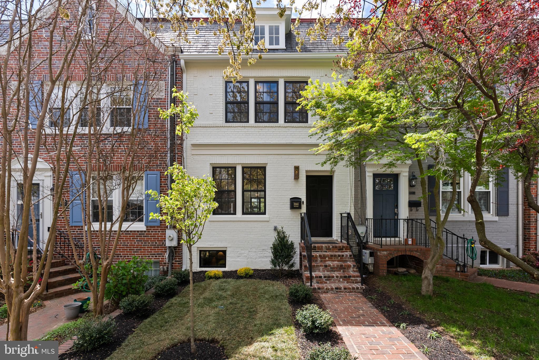 3844 BEECHER STREET NW