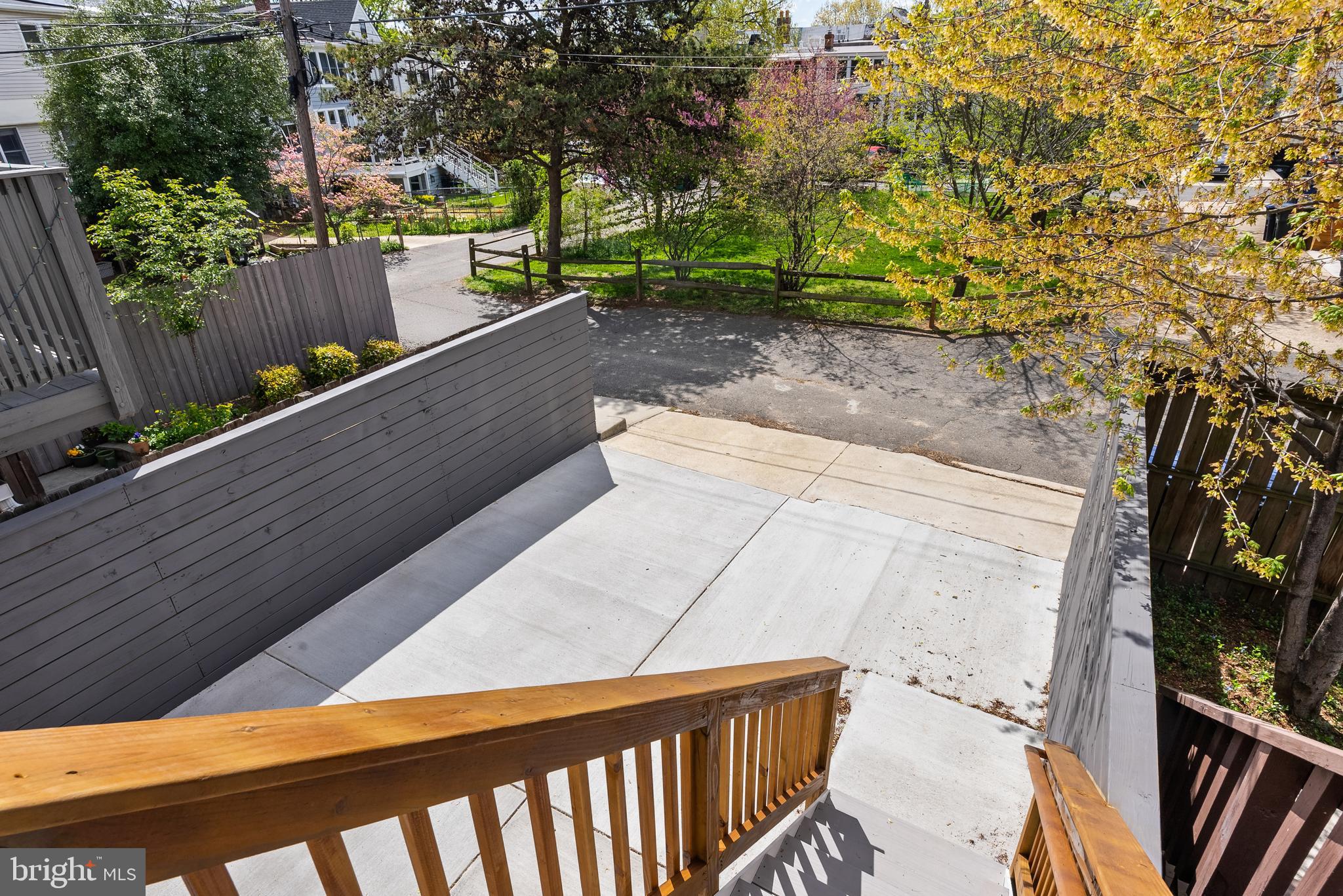 3844 BEECHER STREET NW