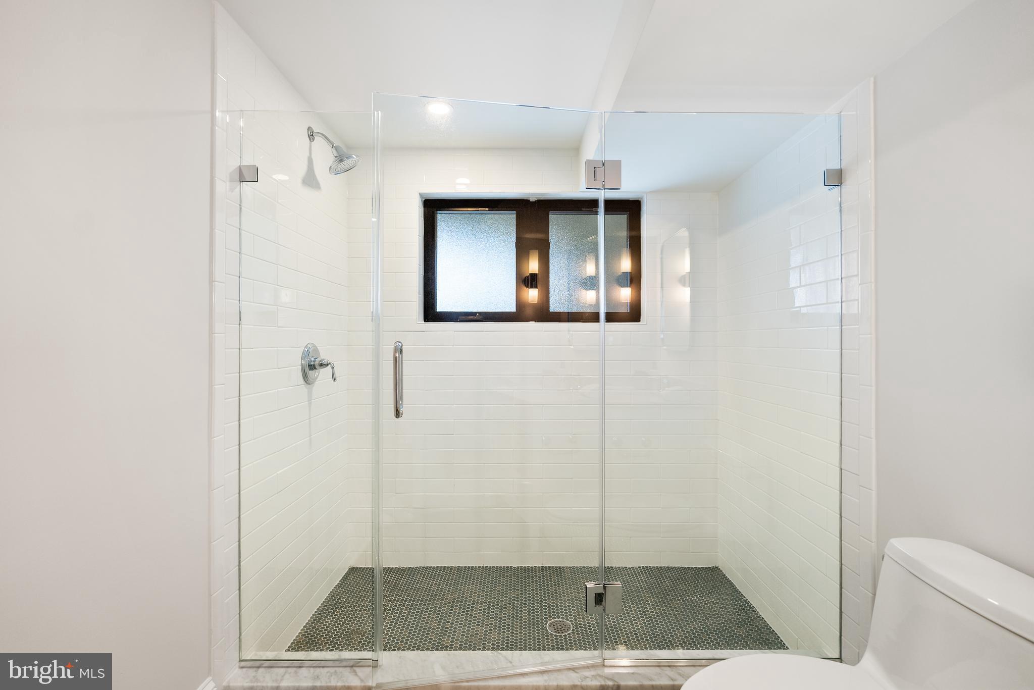 3844 BEECHER STREET NW