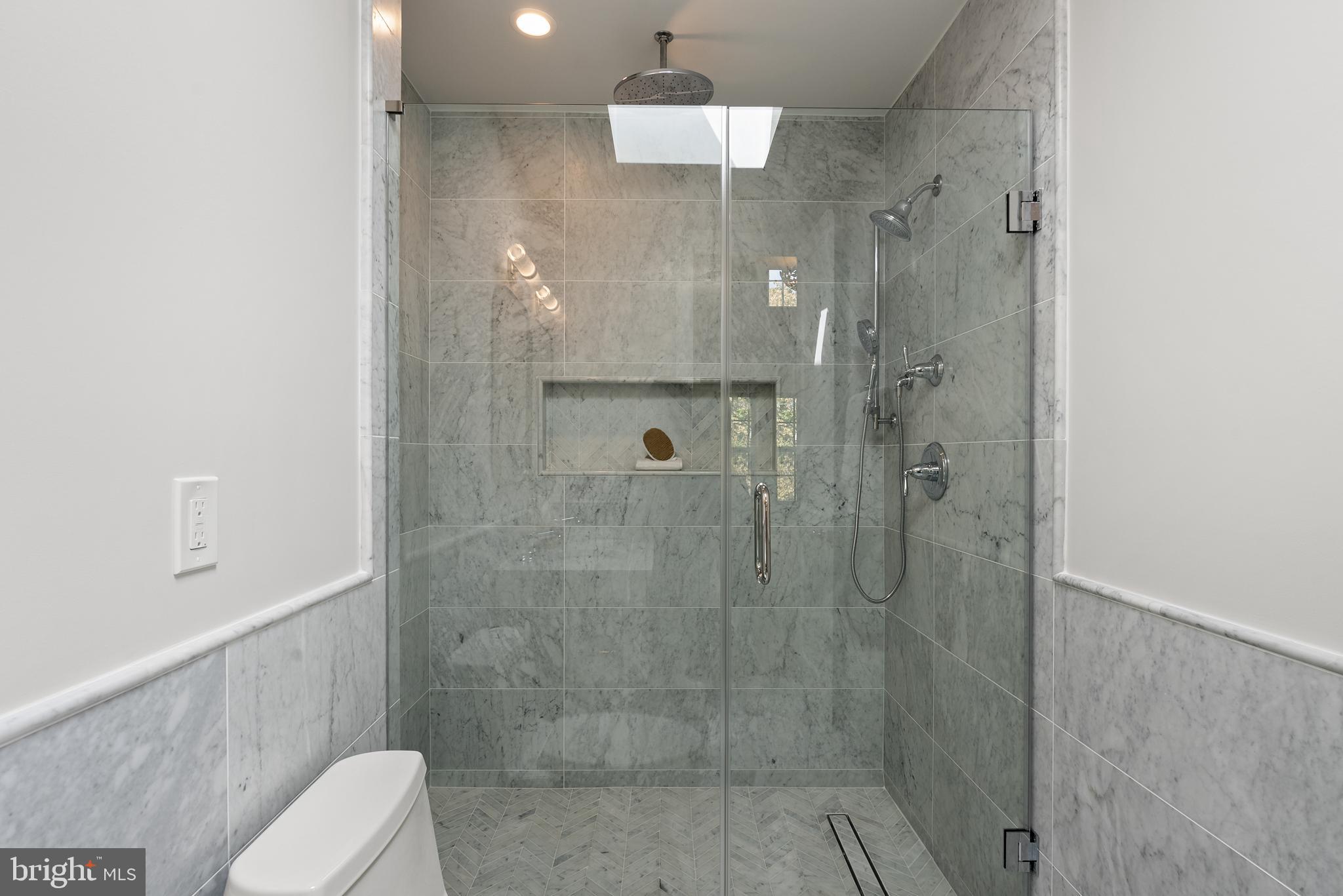 3844 BEECHER STREET NW