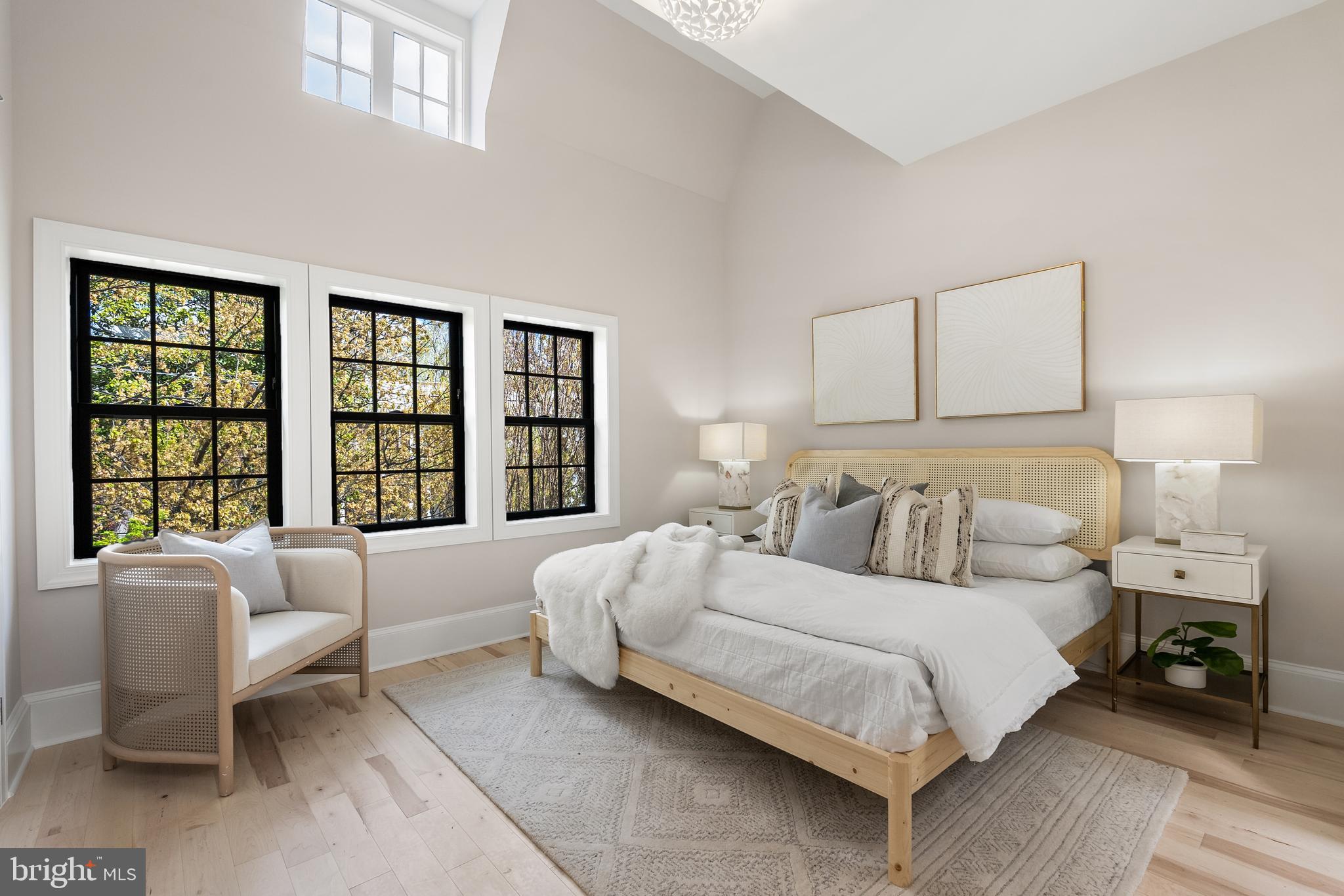 3844 BEECHER STREET NW