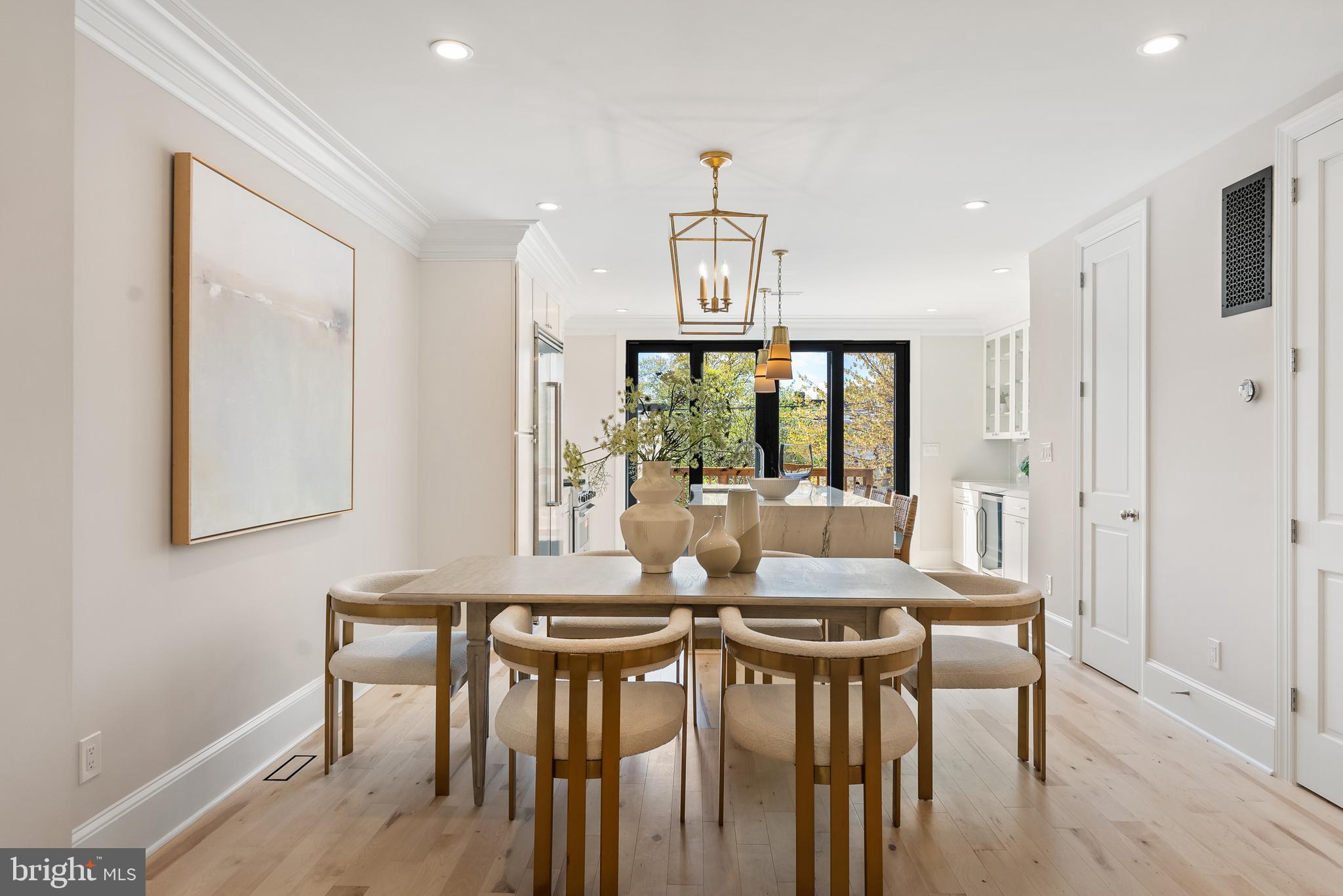 3844 BEECHER STREET NW