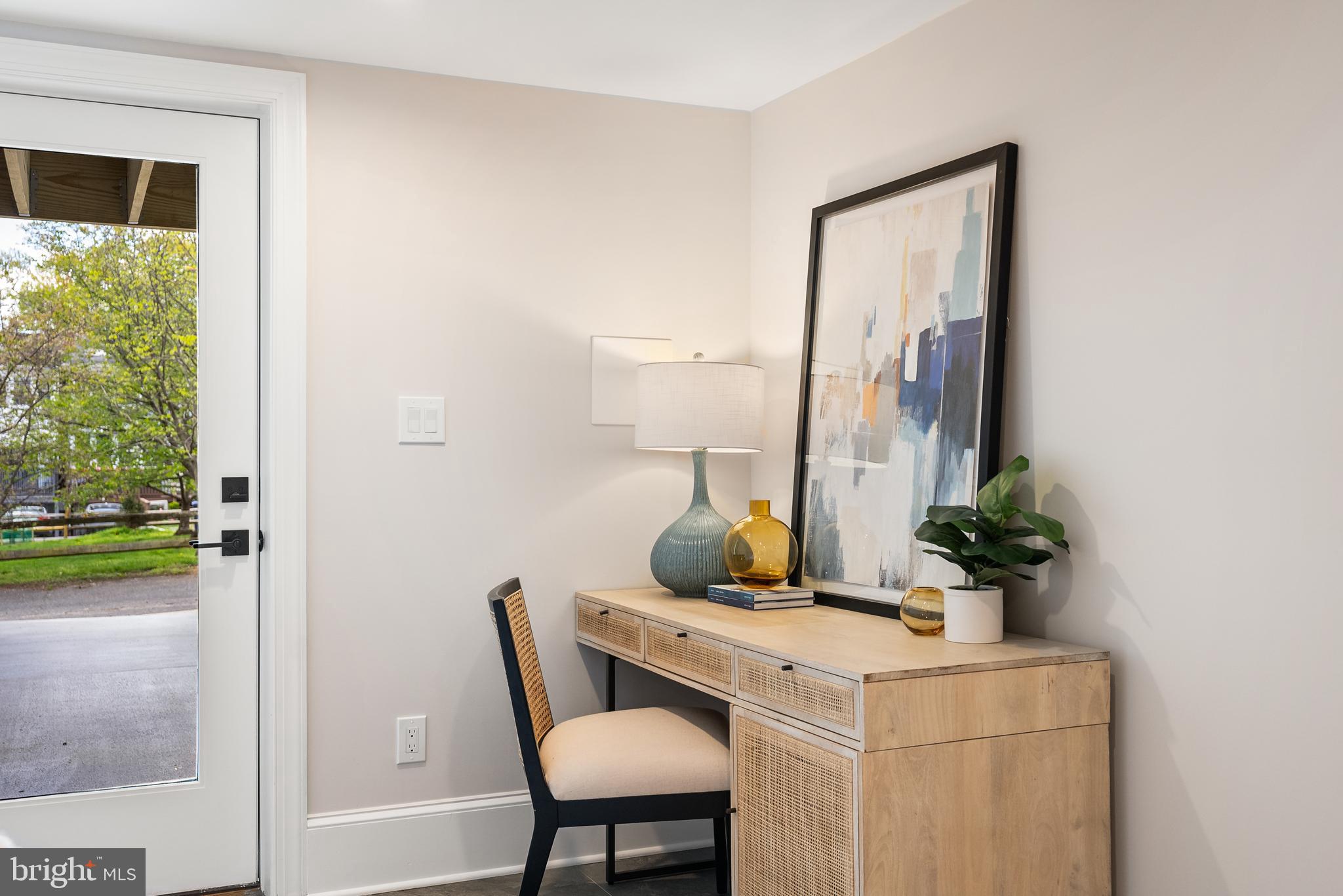 3844 BEECHER STREET NW