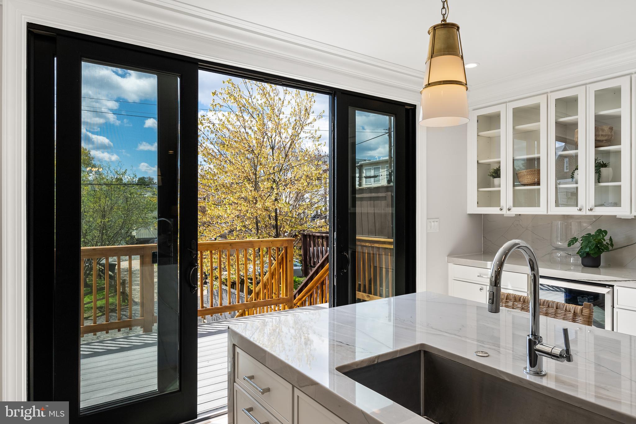 3844 BEECHER STREET NW