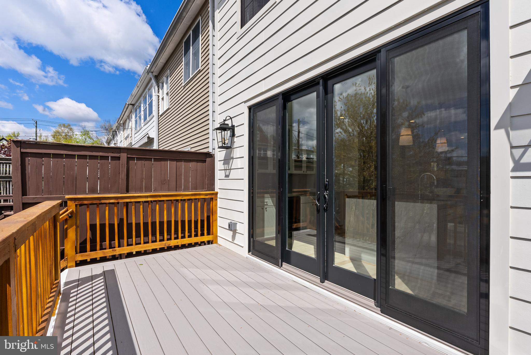 3844 BEECHER STREET NW