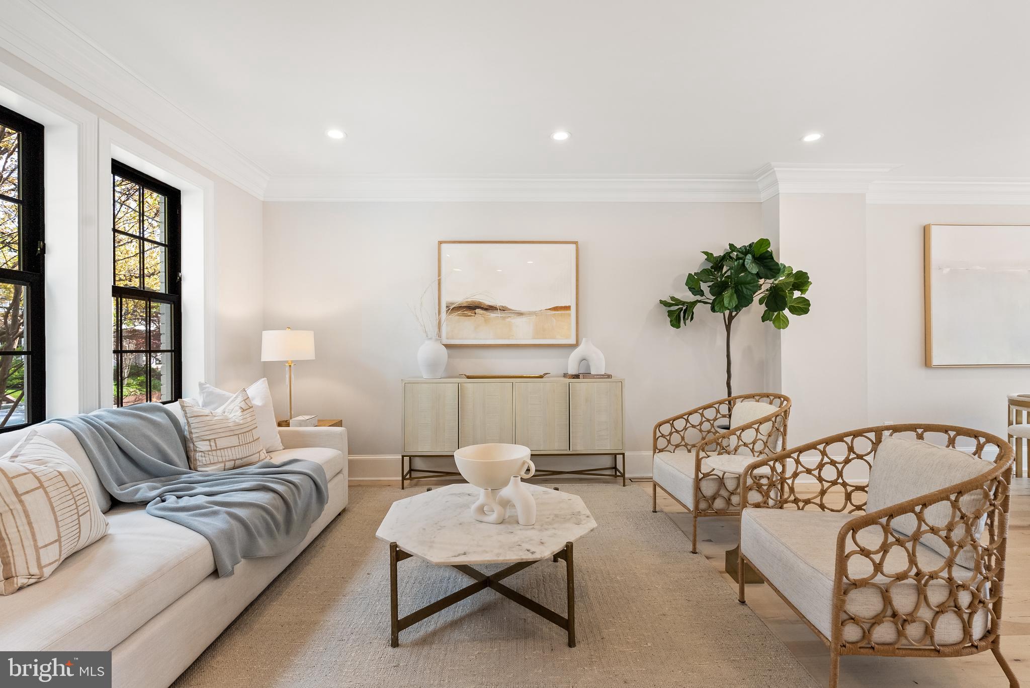 3844 BEECHER STREET NW