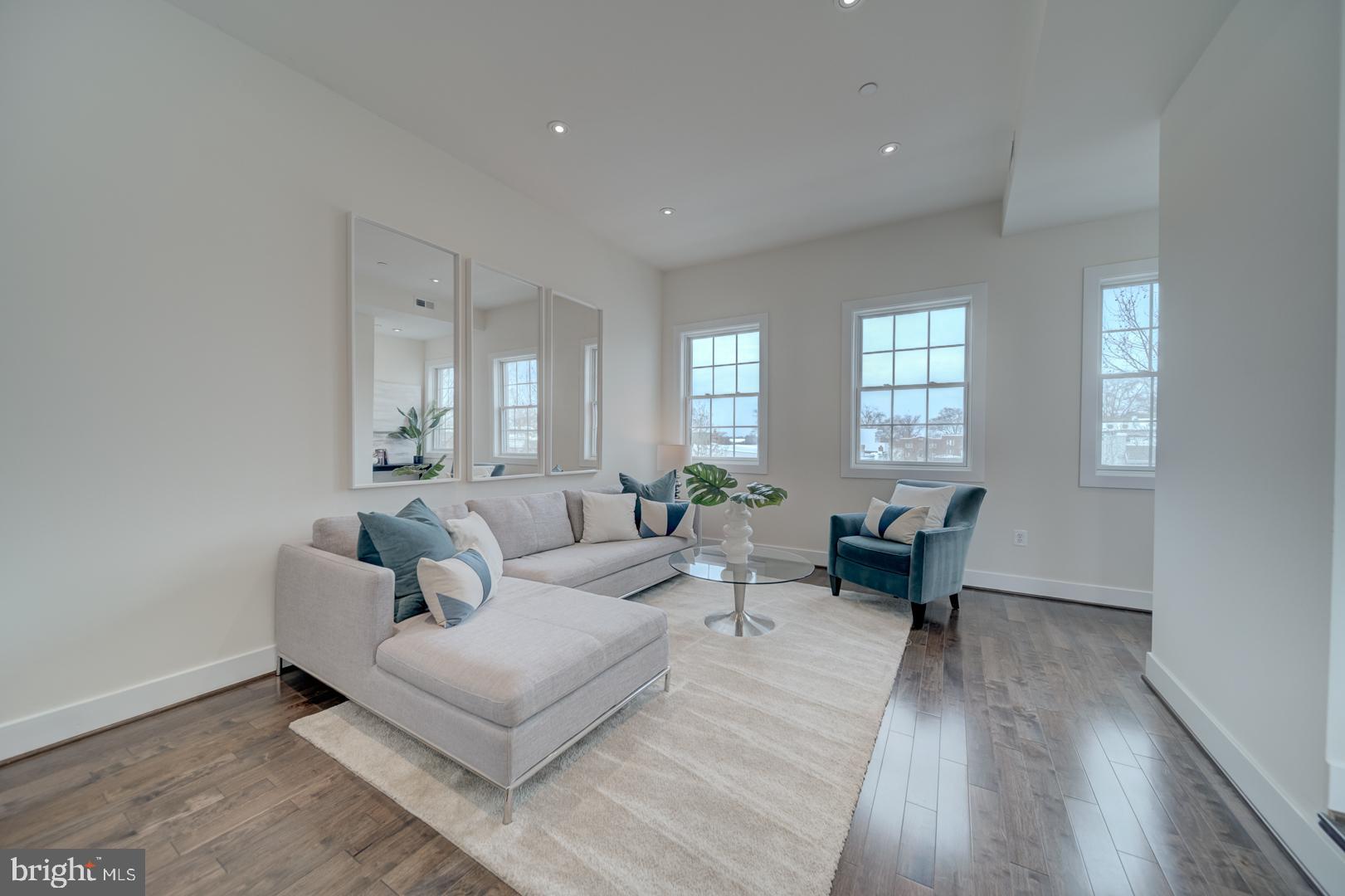 1209 OATES STREET NE 2