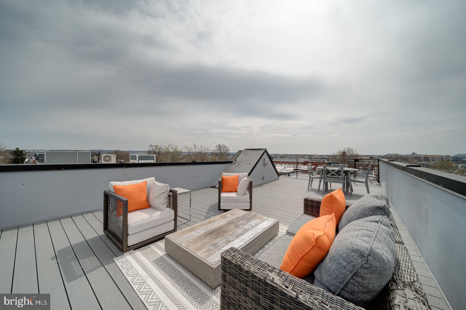 1209 OATES STREET NE 2