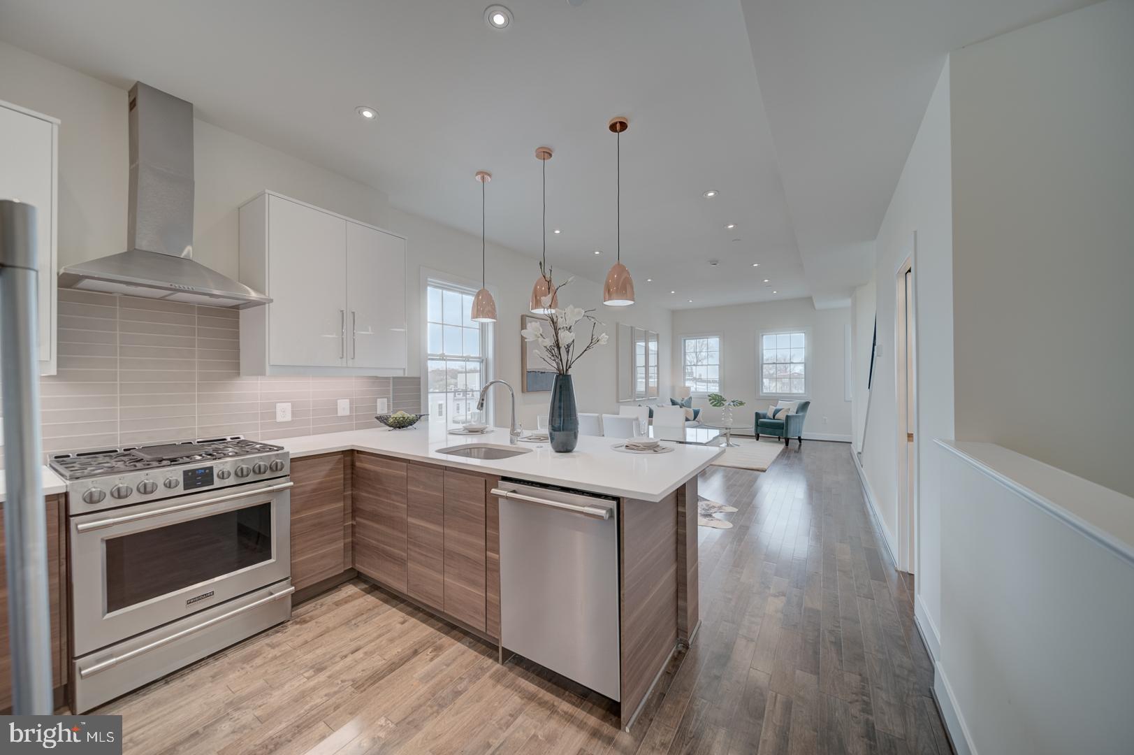 1209 OATES STREET NE 2