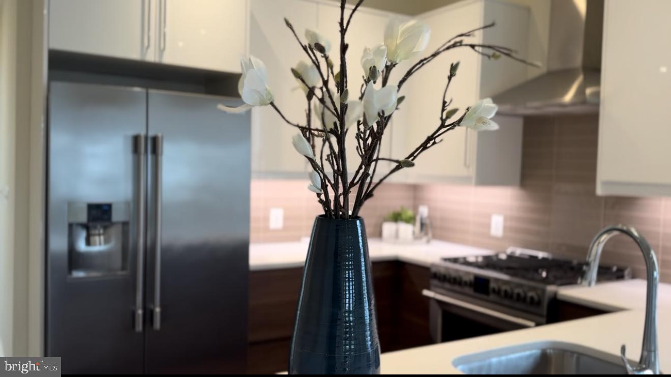 1209 OATES STREET NE 2