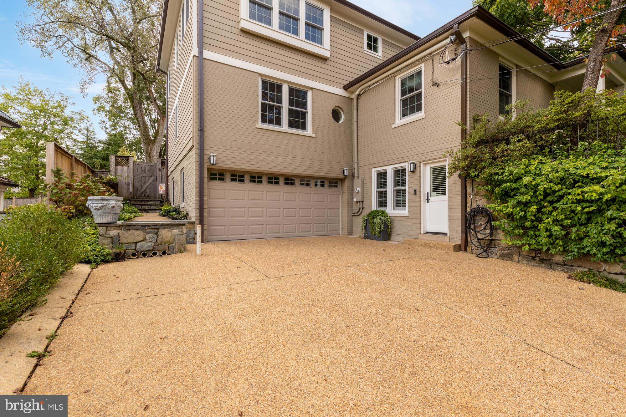 3250 FESSENDEN STREET NW