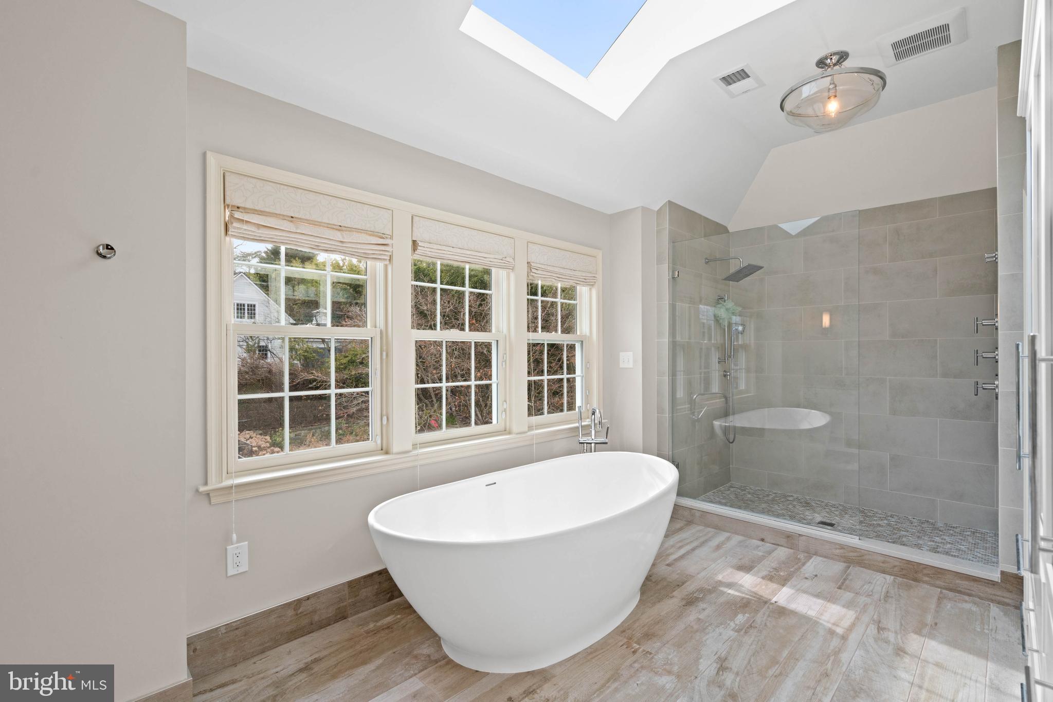 3250 FESSENDEN STREET NW