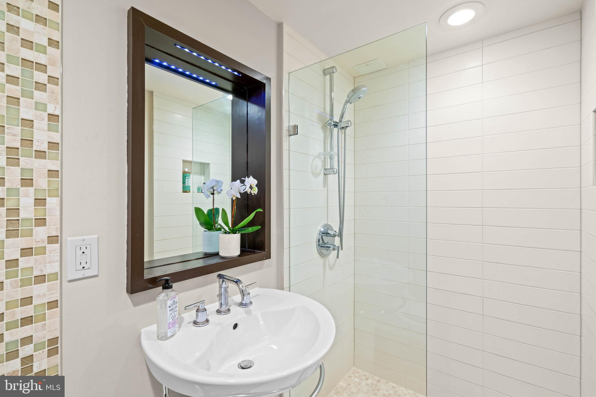 3250 FESSENDEN STREET NW